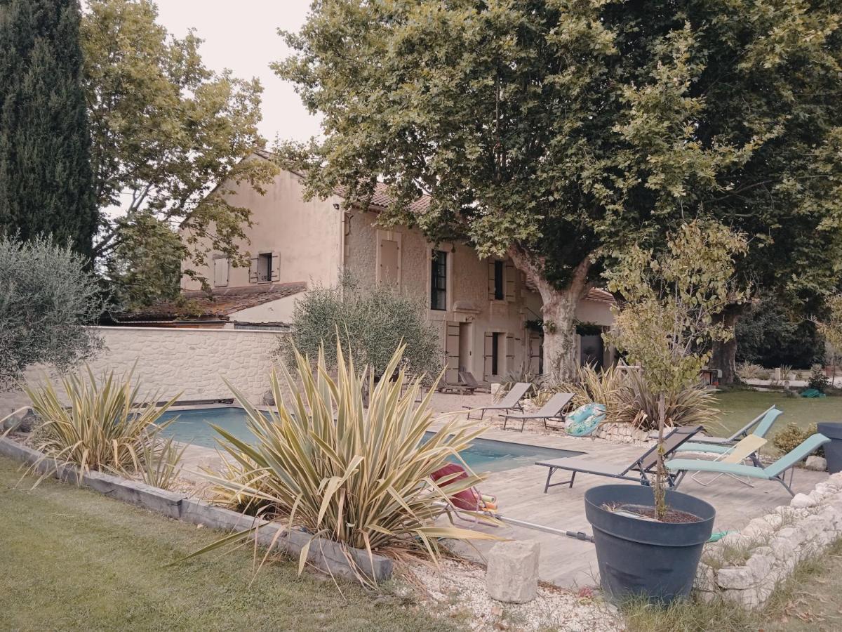 Gite Du Mas De La Finiere ,Avec Spa Interieur Châteaurenard Exterior photo