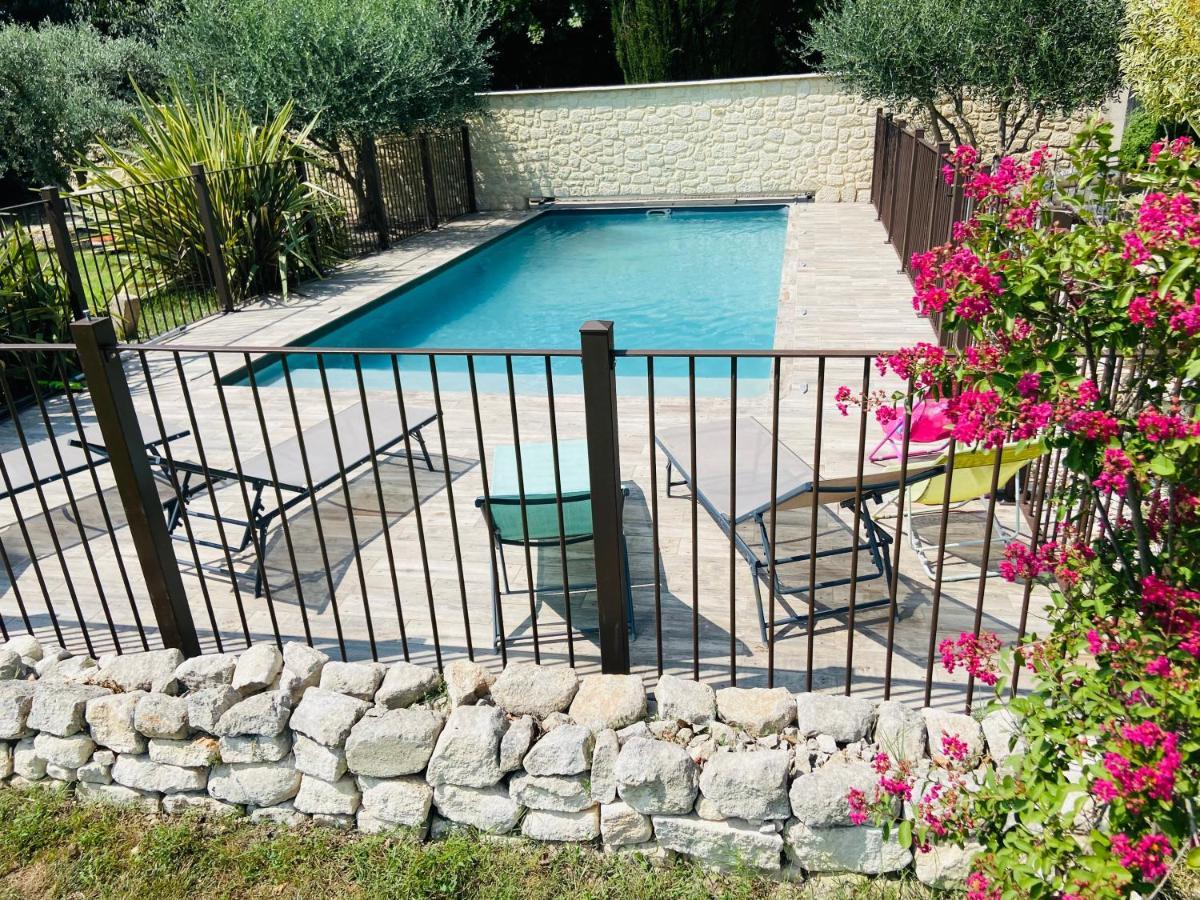 Gite Du Mas De La Finiere ,Avec Spa Interieur Châteaurenard Exterior photo