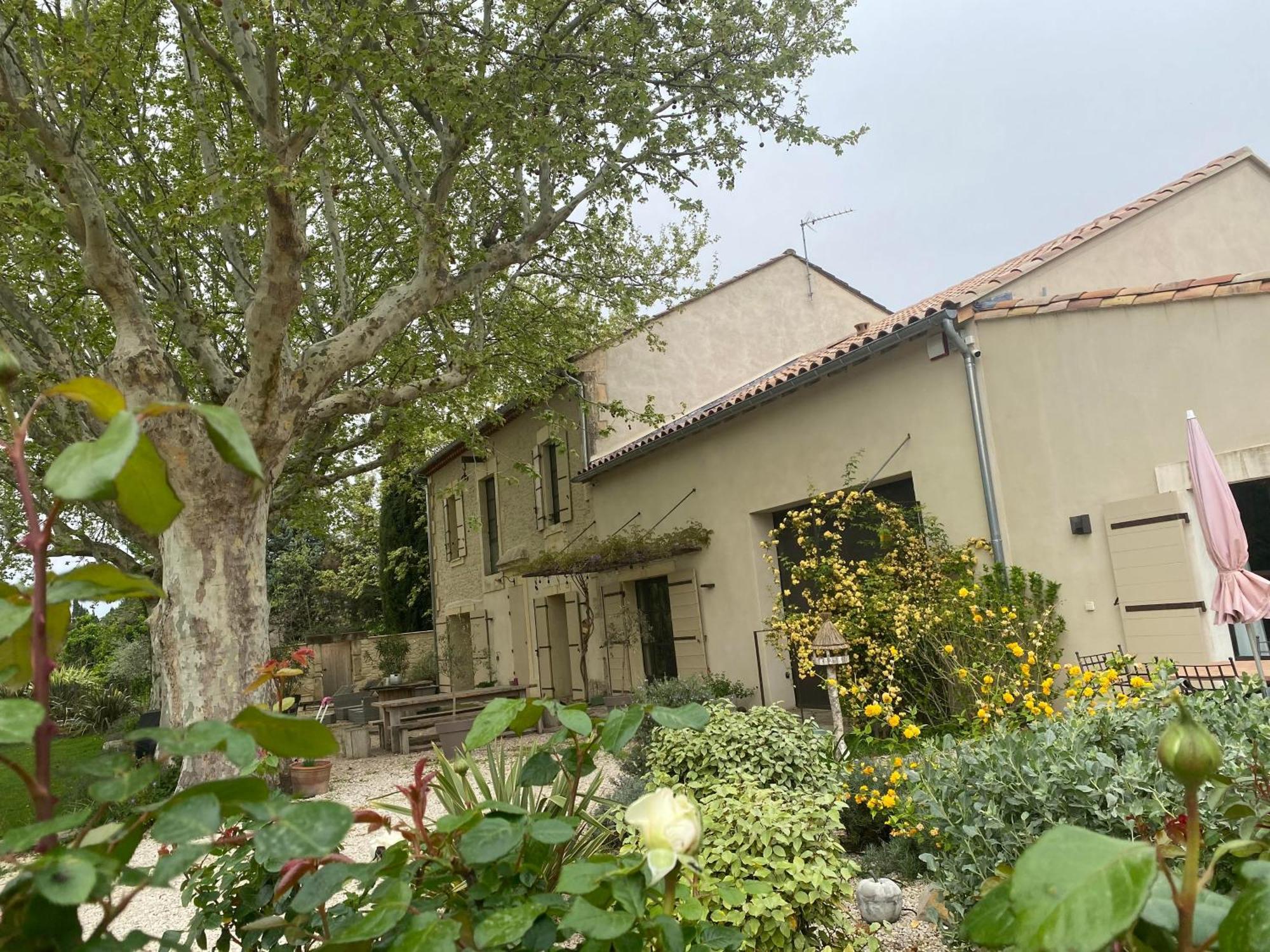 Gite Du Mas De La Finiere ,Avec Spa Interieur Châteaurenard Exterior photo